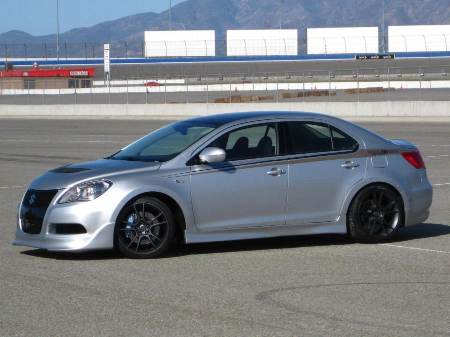  Suzuki Kizashi by Road Race Motorsport 2009 года  (фото 4 из 4)